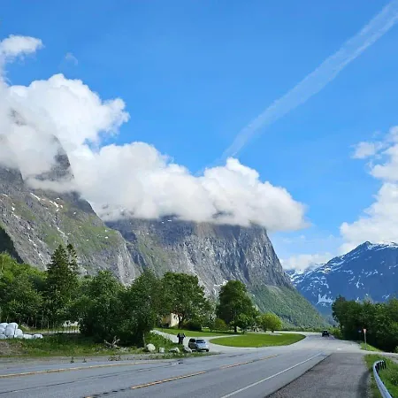 Hjortehytte * Afarnes